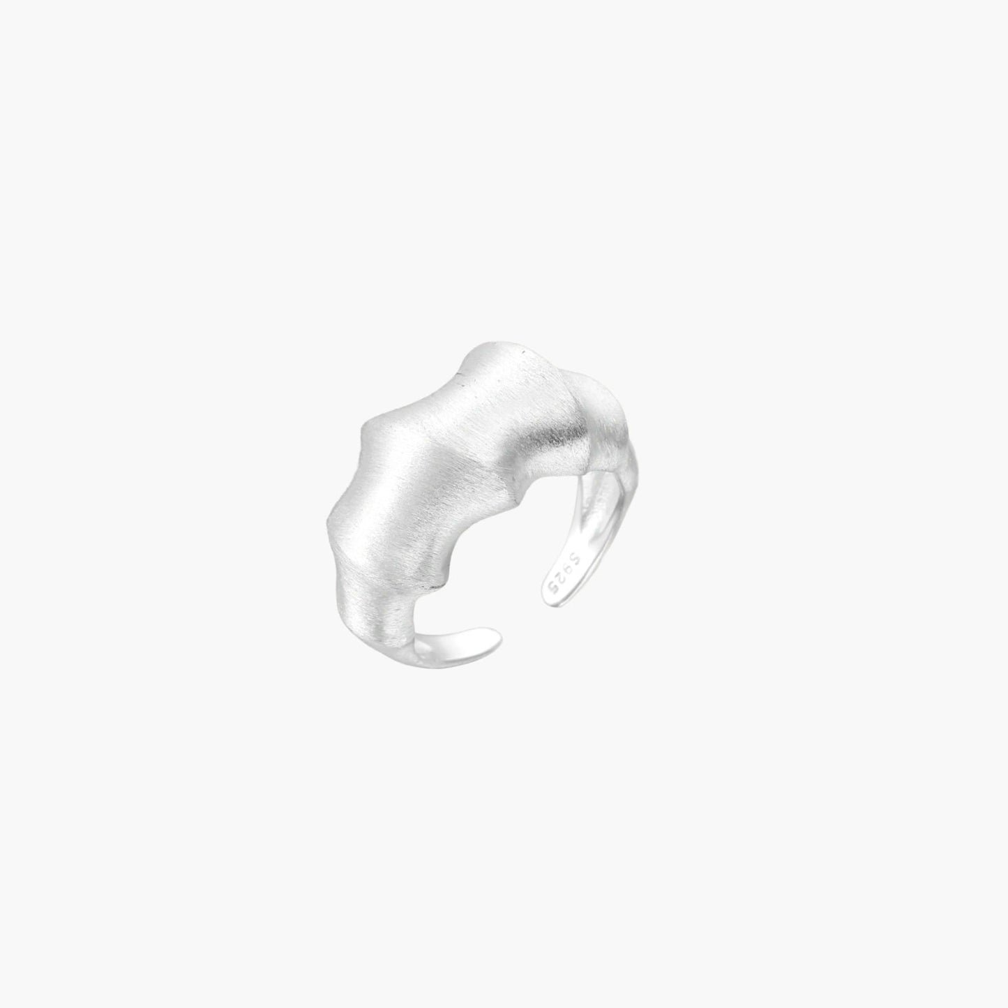 Liquid Silver Statement Ring - Léonie Luxe