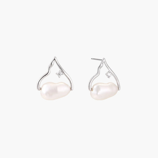 Pearl Teardrop Earrings - Léonie Luxe
